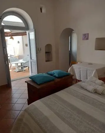La Casa Di Zeffiro Bed & Breakfast *