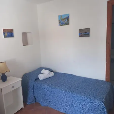Bed & Breakfast La Casa Di Zeffiro Malfa (Salina)