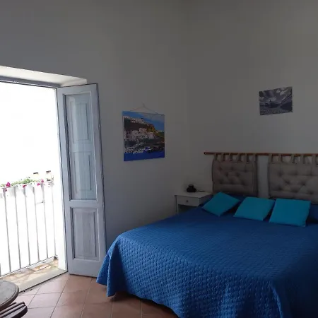 La Casa Di Zeffiro Bed & Breakfast *