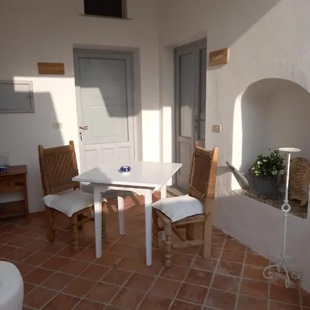 La Casa Di Zeffiro Bed & Breakfast *
