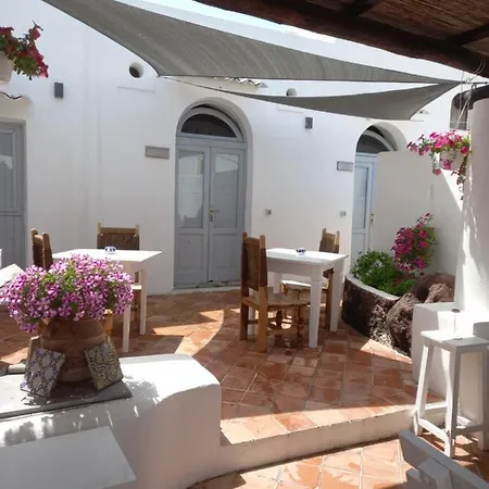 La Casa Di Zeffiro Bed & Breakfast Malfa (Salina)