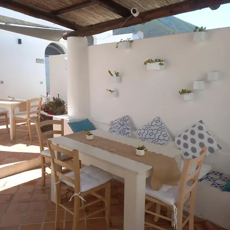 La Casa Di Zeffiro B&B