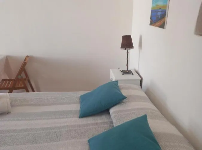 La Casa Di Zeffiro B&B 말파