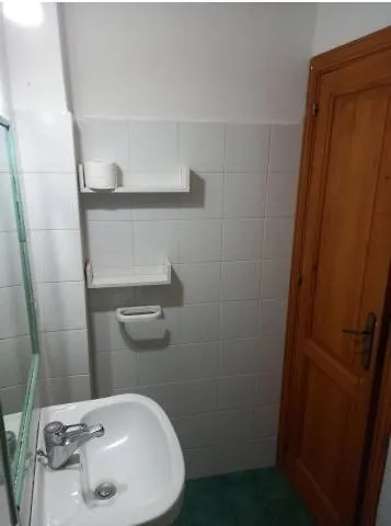 La Casa Di Zeffiro B&B 말파