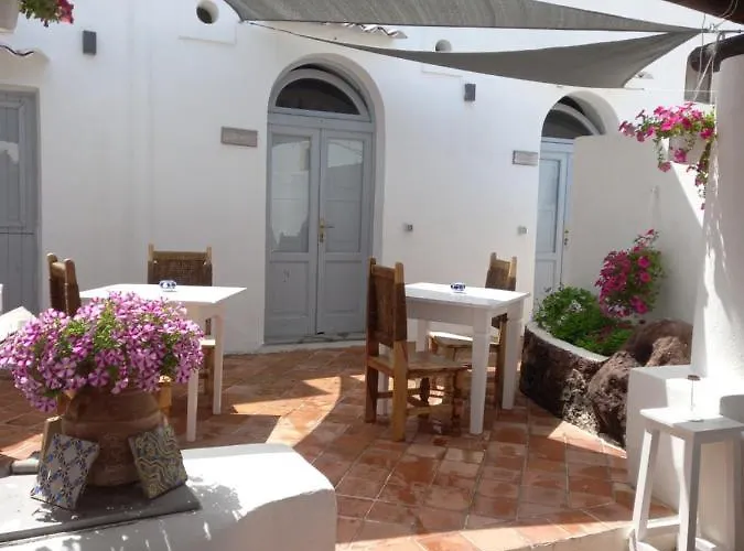 La Casa Di Zeffiro B&B 말파